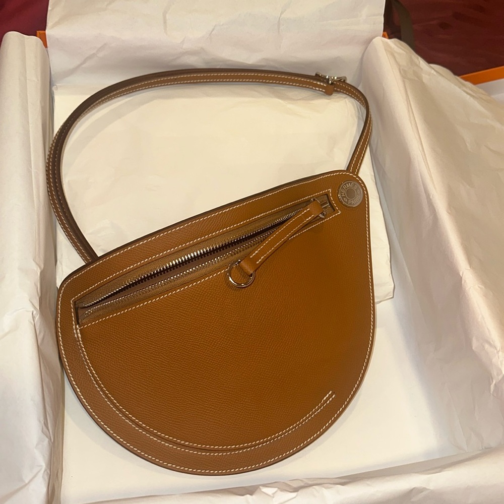 Hermes Petit Course Epsom Calfskin Handbag, toffee color